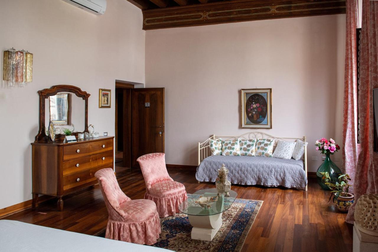 Palazzo Bed And Breakfast Calvisano Exterior foto